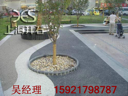 小區(qū)廣場透水地坪