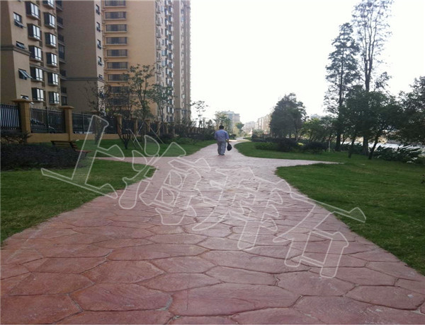 嘉興海鹽小區(qū)休閑步道鋪裝.jpg