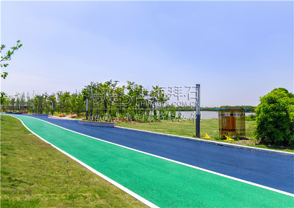 瀝青彩化路面