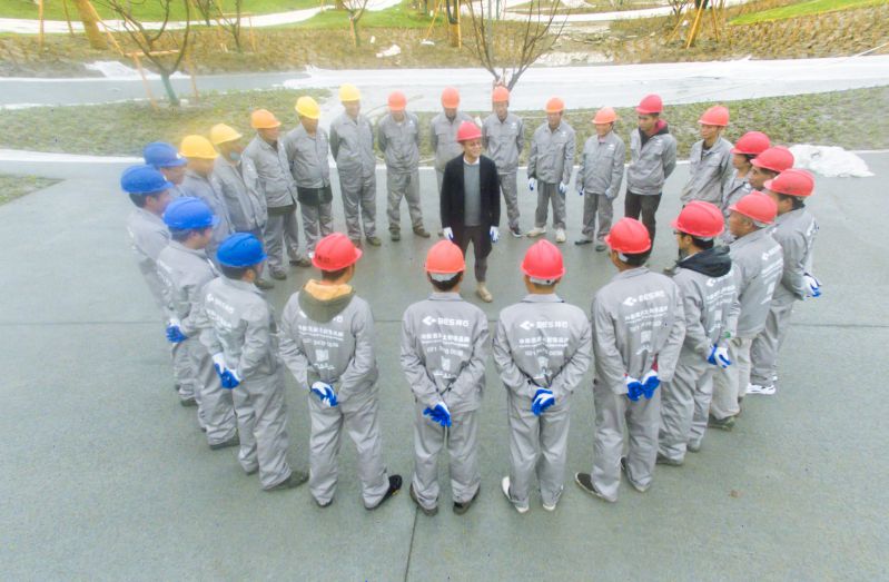 拜石施工團(tuán)隊(duì)